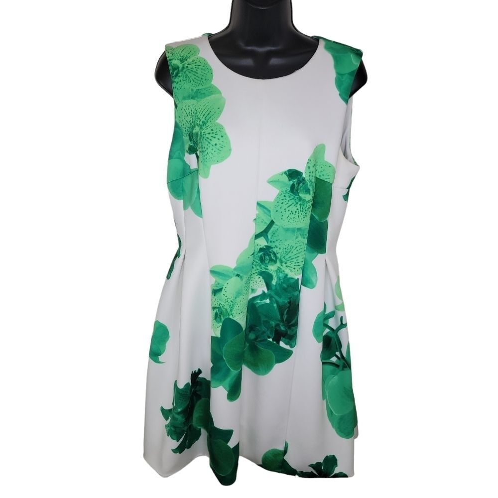 Calvin Klein fit & flare orchid floral print dress size Small